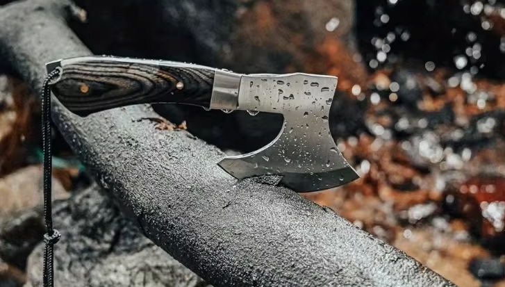 Туристический топорик для активного отдыха
